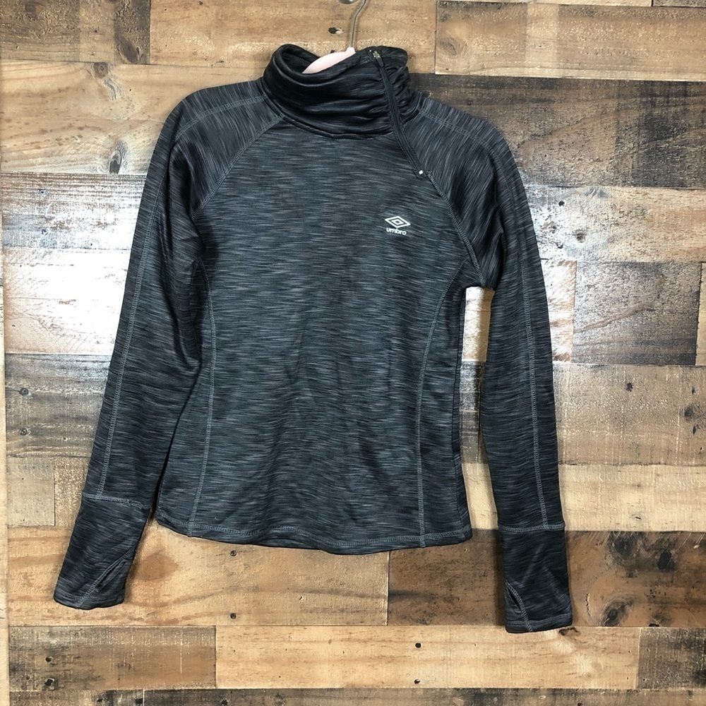 Umbro gray‎ pullover